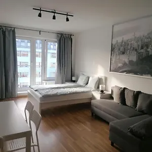 Apartament Brand New #71 With Free Secure Parking In The Center, Praga